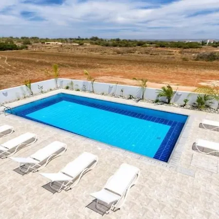 Villa Tzialli Ayia Napa